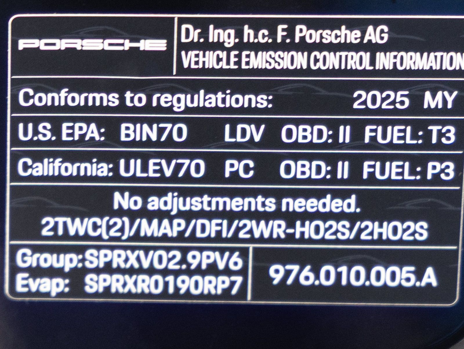 Certified 2025 Porsche Panamera RWD image 36