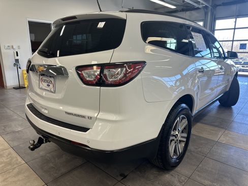 Used 2016 Chevrolet Traverse LT image 12