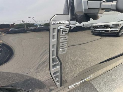 Used 2026 Ford F250 Platinum AWD/4WD image 10