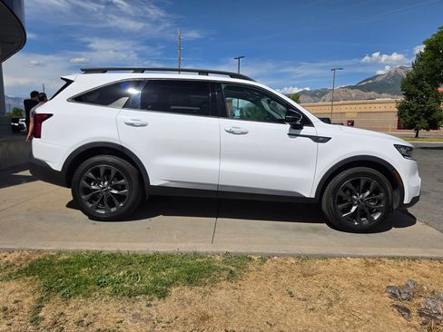 Used 2022 Kia Sorento X-Line EX AWD/4WD image 4