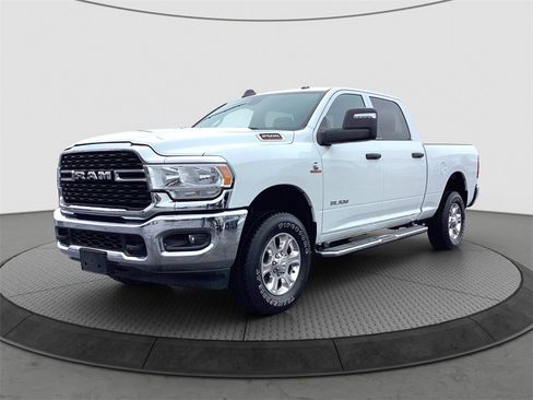 Used 2024 RAM 2500 Big Horn image 3