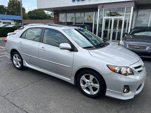 Used 2011 Toyota Corolla S w/ Preferred Accessory Pkg FWD image 4
