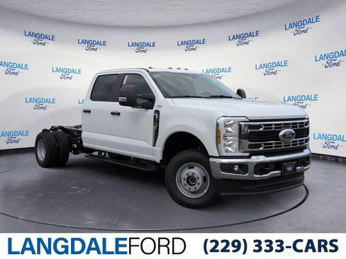 New 2026 Ford F350 XL w/ XL Chrome Package AWD/4WD image 1