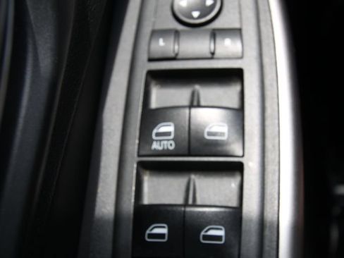 Used 2020 Jeep Cherokee Latitude w/ Cold Weather Group AWD/4WD image 23