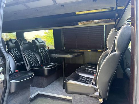 Used 2016 Mercedes-Benz Sprinter 3500 image 19