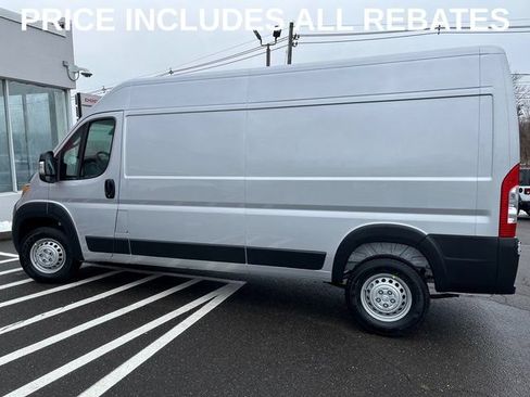 New 2026 RAM ProMaster 2500 w/ Premium Convenience Group FWD image 2