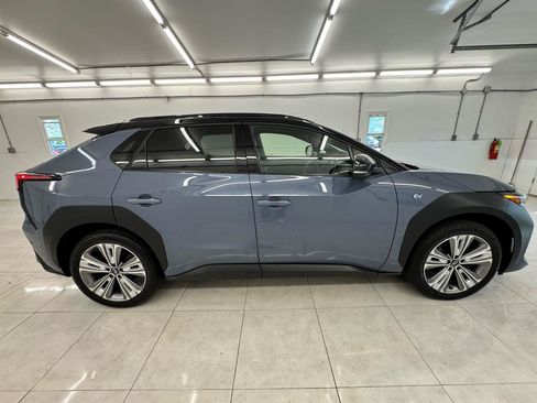 Used 2023 Subaru Solterra AWD image 4