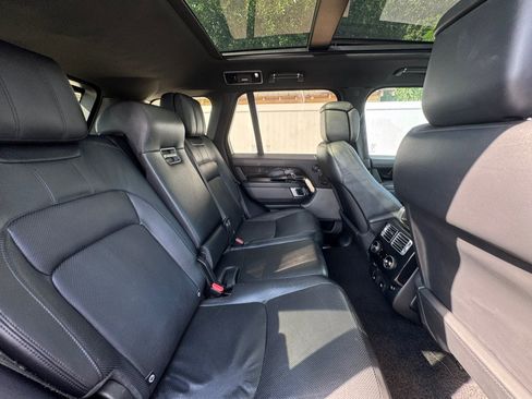 Used 2019 Land Rover Range Rover HSE AWD/4WD image 35