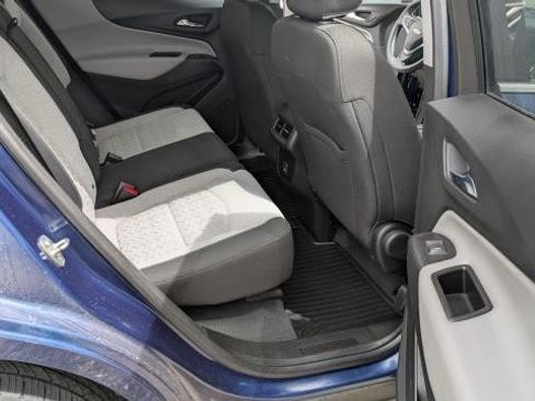 Used 2022 Chevrolet Equinox LT AWD/4WD image 17