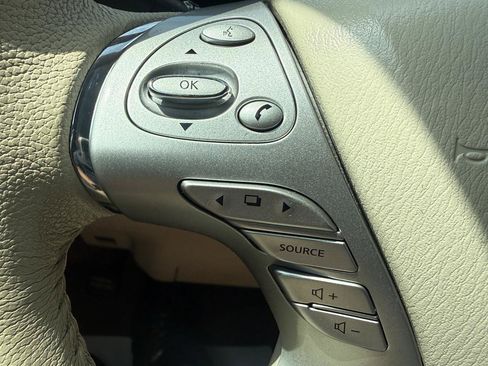 Used 2015 Nissan Murano SL AWD/4WD image 12
