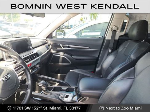Used 2021 Kia Telluride S image 16