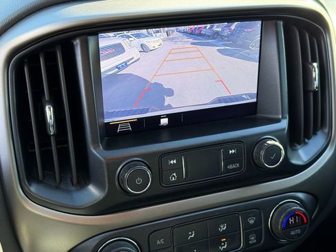 Used 2019 Chevrolet Colorado Z71 image 24