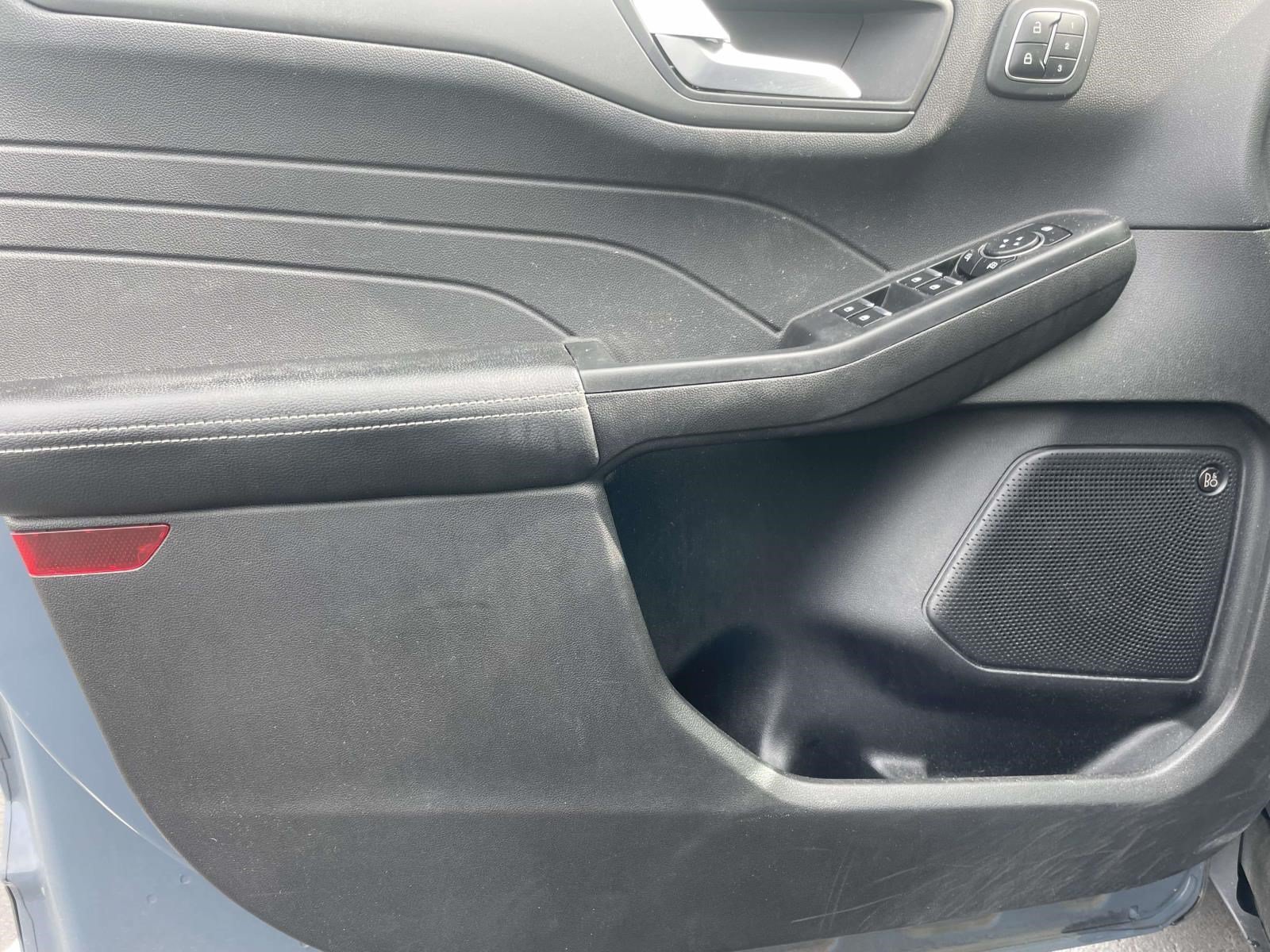 Used 2023 Ford Escape Active w/ Tech Pack #2 FWD image 17