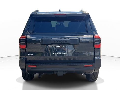 Used 2025 Toyota 4Runner SR5 AWD/4WD image 6