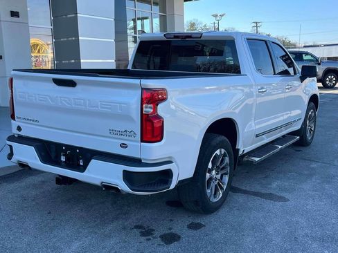 Certified 2023 Chevrolet Silverado 1500 High Country w/ Technology Package AWD/4WD image 3