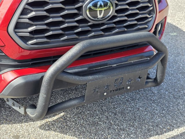 Used 2021 Toyota Tacoma TRD Off-Road w/ Technology Package RWD image 24