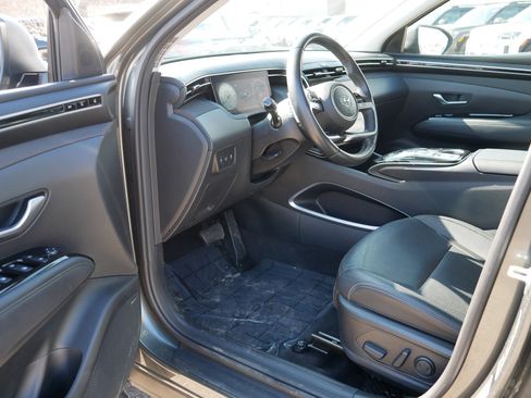 Used 2023 Hyundai Tucson Limited image 11