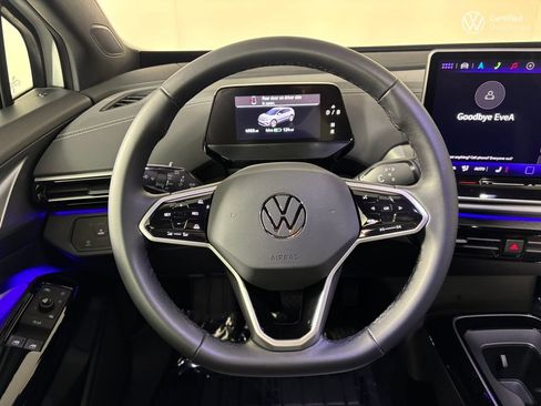 Used 2025 Volkswagen ID.4 Pro RWD image 17