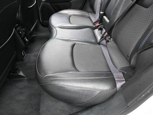 Used 2024 Jeep Compass Latitude AWD/4WD image 28
