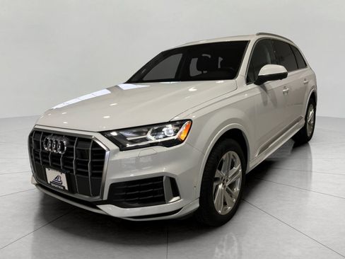 Used 2022 Audi Q7 3.0T Premium Plus image 11