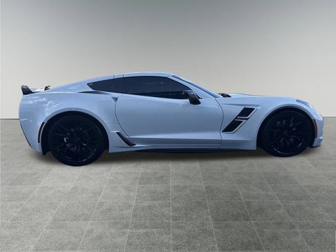 Used 2017 Chevrolet Corvette Grand Sport image 7