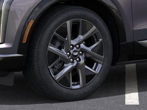 New 2026 Cadillac Optiq Luxury 2 image 9