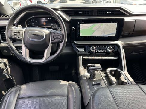 Used 2023 GMC Sierra 1500 Denali w/ Denali Reserve Package AWD/4WD image 17
