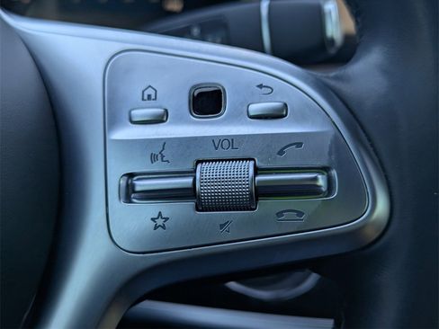 Used 2020 Mercedes-Benz S 560 Sedan image 21