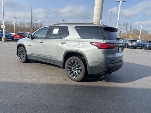 Used 2023 Chevrolet Traverse RS w/ LPO, Floor Liner Package image 10