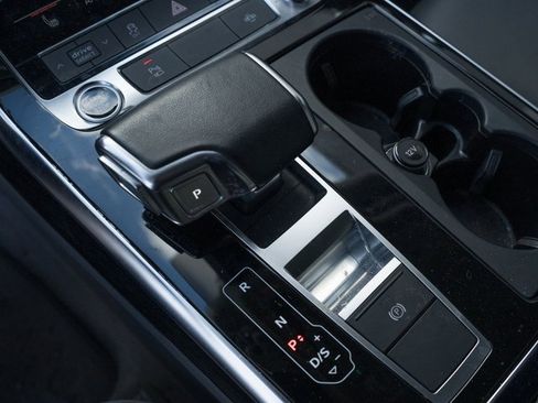 Used 2022 Audi Q7 3.0T Premium Plus w/ Premium Plus Package image 28