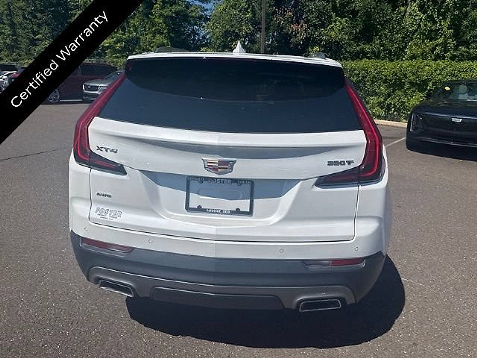Used 2023 Cadillac XT4 Premium Luxury w/ Driver Assist Package AWD/4WD image 5