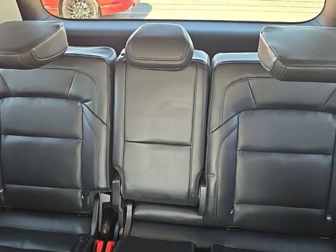 Used 2025 Lincoln Navigator Reserve AWD/4WD image 24