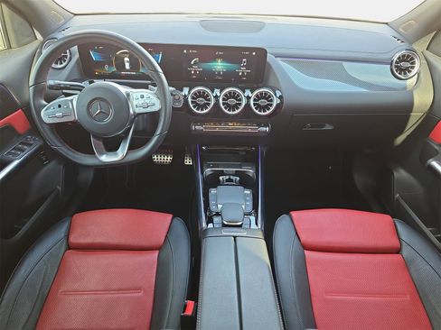 Certified 2022 Mercedes-Benz GLA 35 AMG 4MATIC image 9