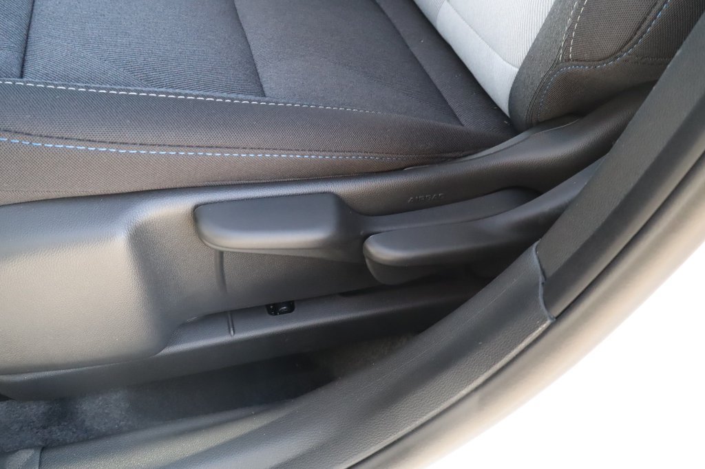 New 2026 Chevrolet Trax LS w/ LS Convenience Package FWD image 20