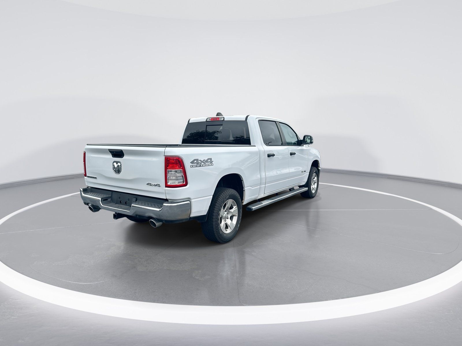Used 2023 RAM 1500 Big Horn AWD/4WD image 9