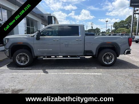Used 2024 GMC Sierra 2500 SLE AWD/4WD image 3