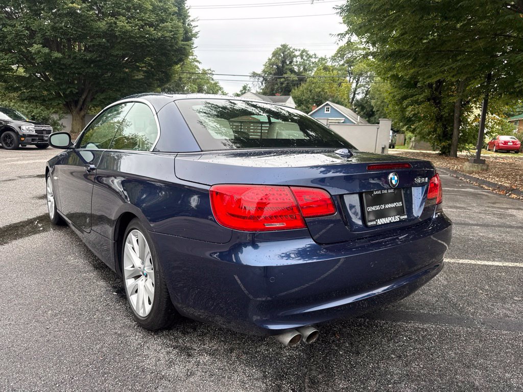 Used 2013 BMW 328i Convertible RWD image 15