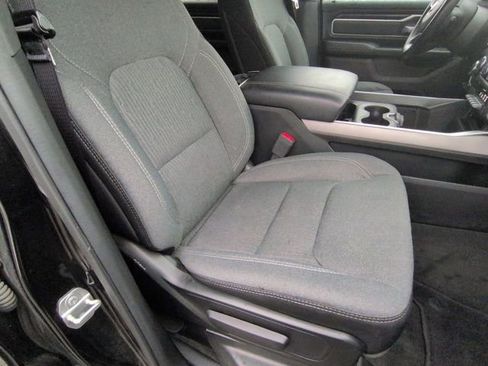 Used 2021 RAM 1500 Big Horn image 26
