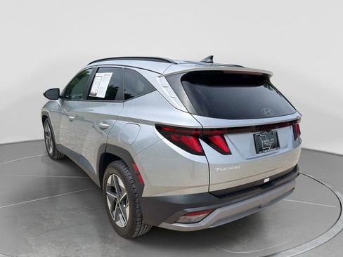 Used 2025 Hyundai Tucson SEL FWD image 6