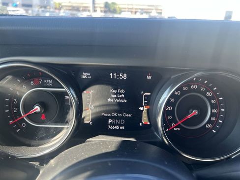 Used 2019 Jeep Wrangler Unlimited Rubicon image 10