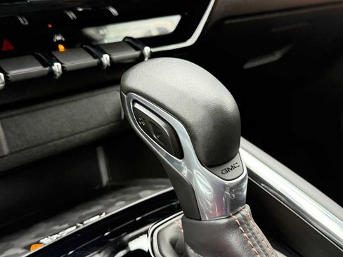 Used 2023 GMC Canyon AT4 w/ AT4 Premium Package image 36