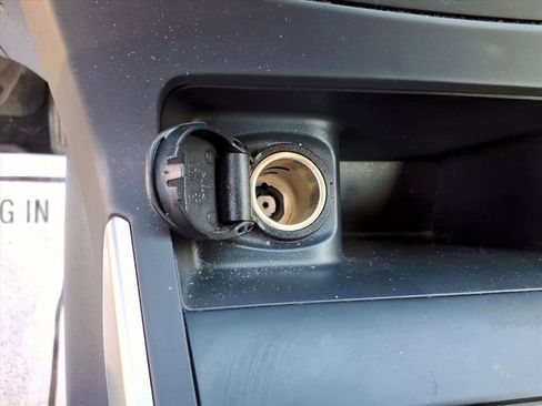 Used 2017 Nissan Sentra S image 15