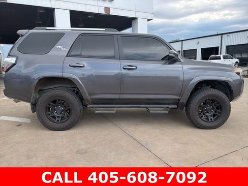 Used 2020 Toyota 4Runner TRD Off-Road Premium w/ Moonroof Package AWD/4WD image 2
