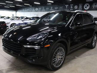Used 2016 Porsche Cayenne image 1