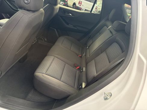 Used 2025 Chevrolet Equinox LT image 18