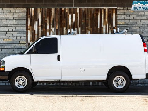 Used 2024 Chevrolet Express 2500 w/ Driver Convenience Package RWD image 3