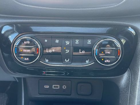Certified 2023 Buick Encore GX Essence w/ Experience Buick Package AWD/4WD image 27