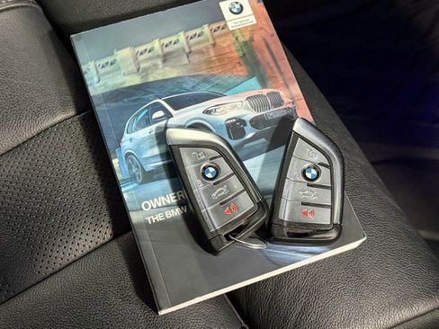 Used 2019 BMW X5 xDrive50i w/ M Sport Package image 47