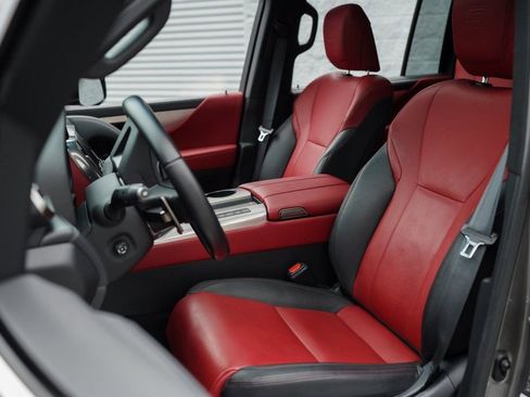 Used 2023 Lexus LX 600 F Sport w/ Accessory Package (Z1) image 22