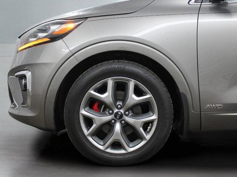 Used 2019 Kia Sorento SX w/ SX Touring Package AWD/4WD image 6